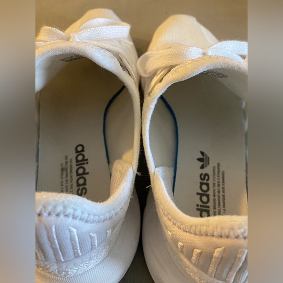 Adidas running shoe basically brand new size 9.5 - Picture 5 of 6